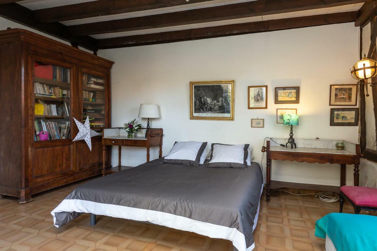Le Grand Yote Guest house *